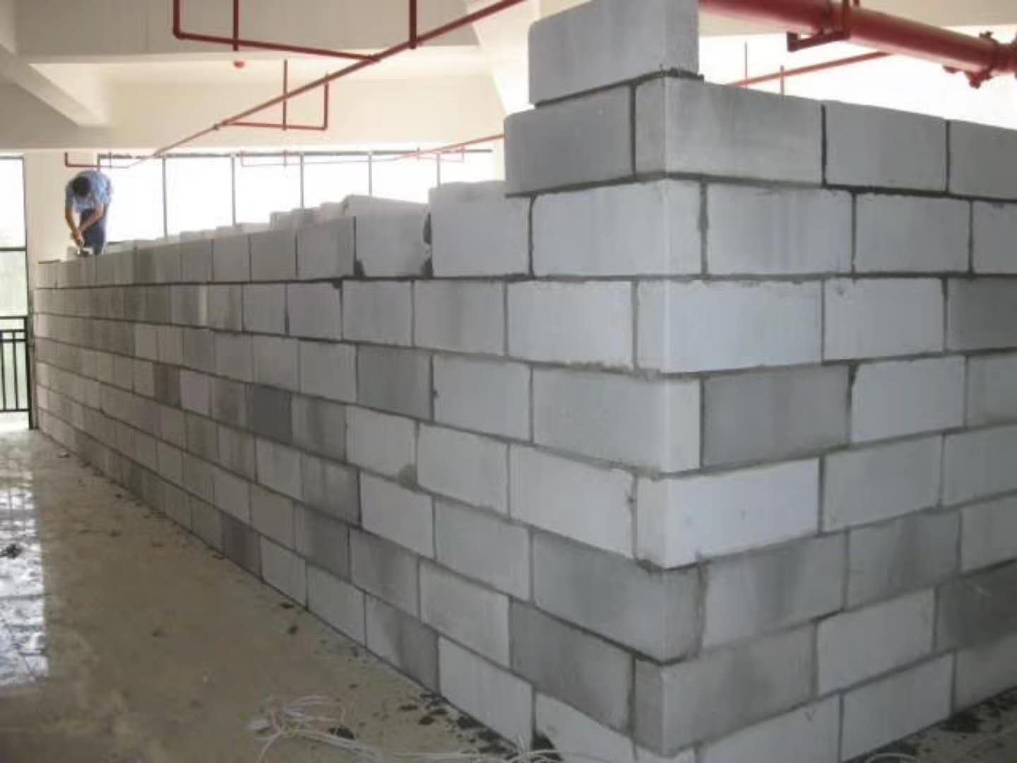 凤山蒸压加气混凝土砌块承重墙静力和抗震性能的研究